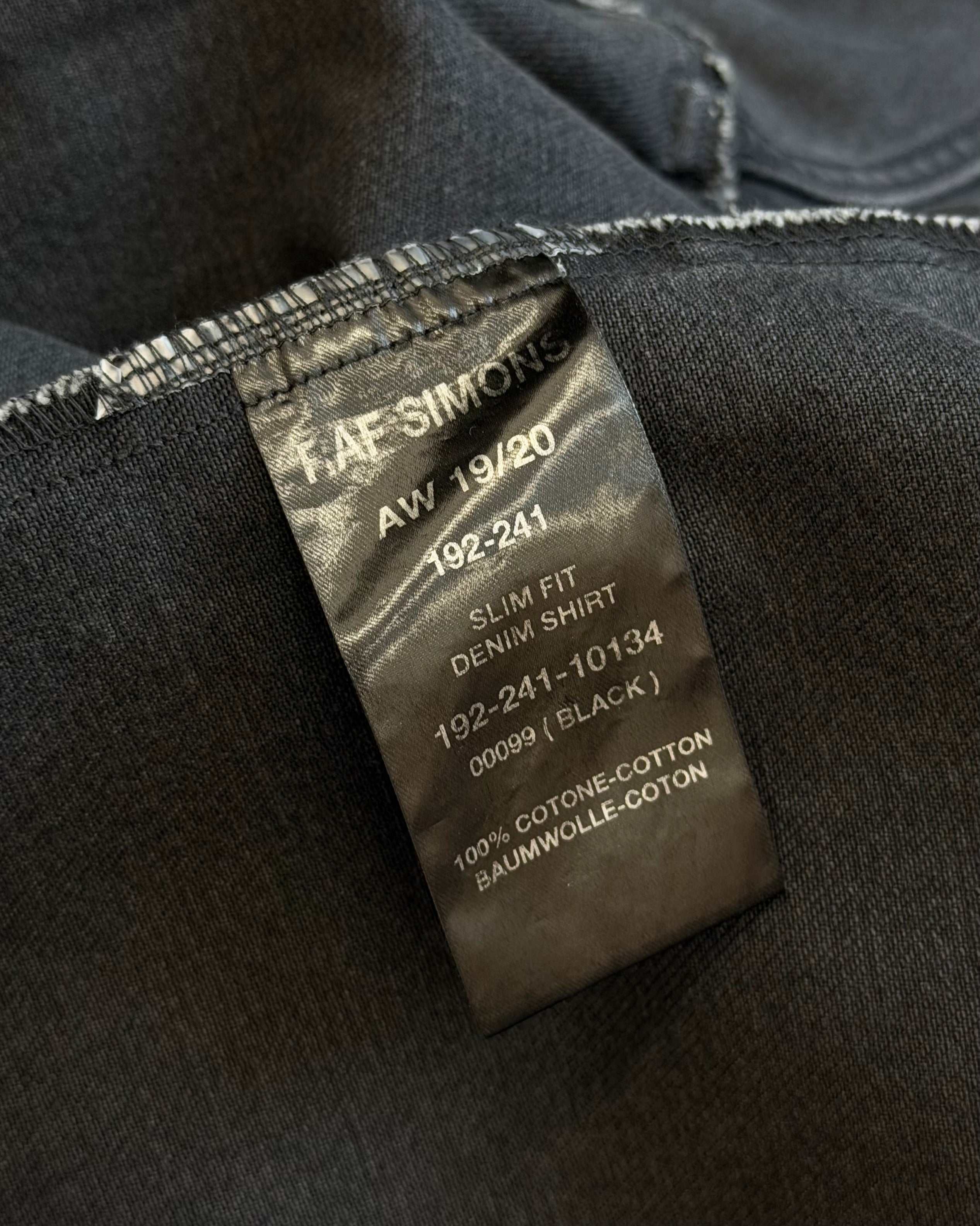 RAF SIMONS FW19 LOGO PATCH DENIM SHIRT