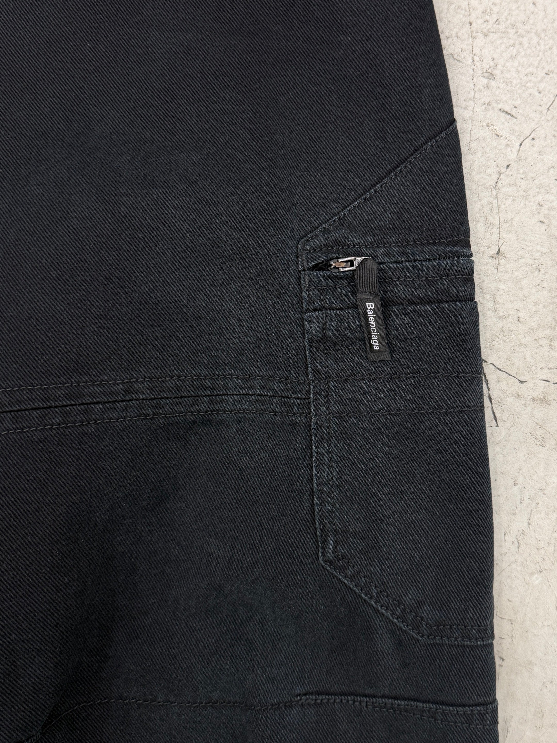 BALENCIAGA WINTER 23 BAGGY CARPENTER DENIM JEANS