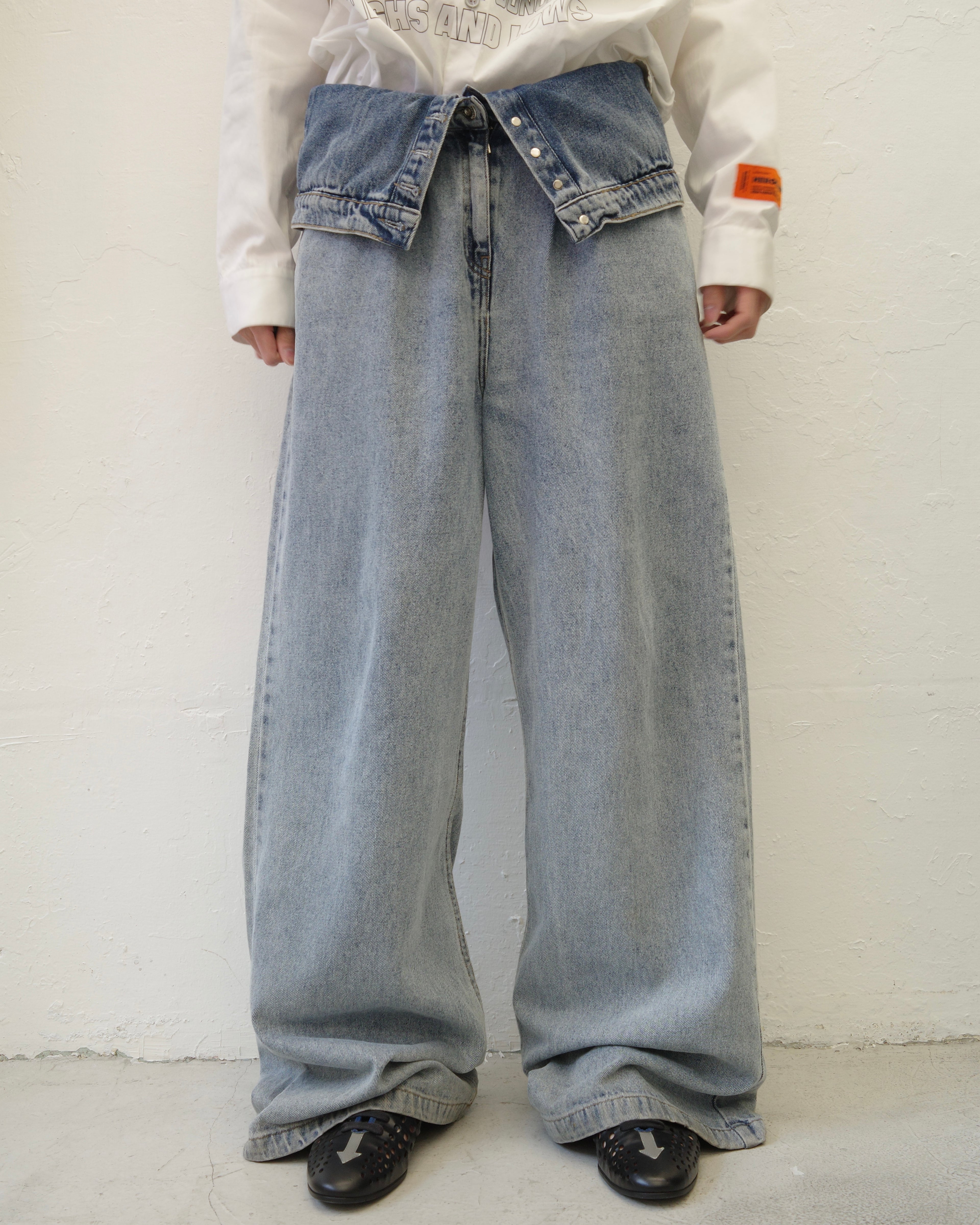ROKH FW23 FLAP DETAILED DENIM PANTS