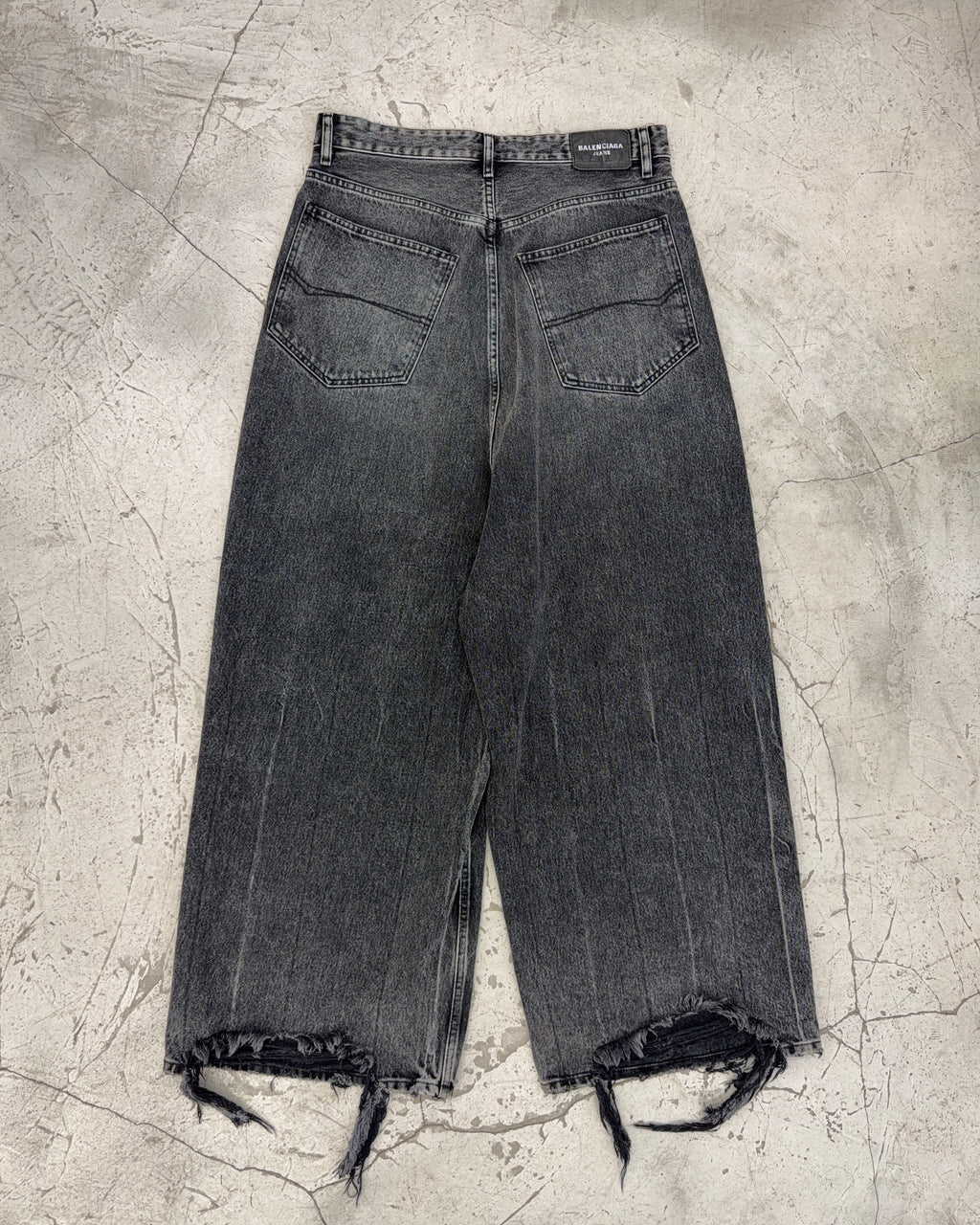 BALENCIAGA FW22 LOW WAIST BAGGY DENIM JEANS