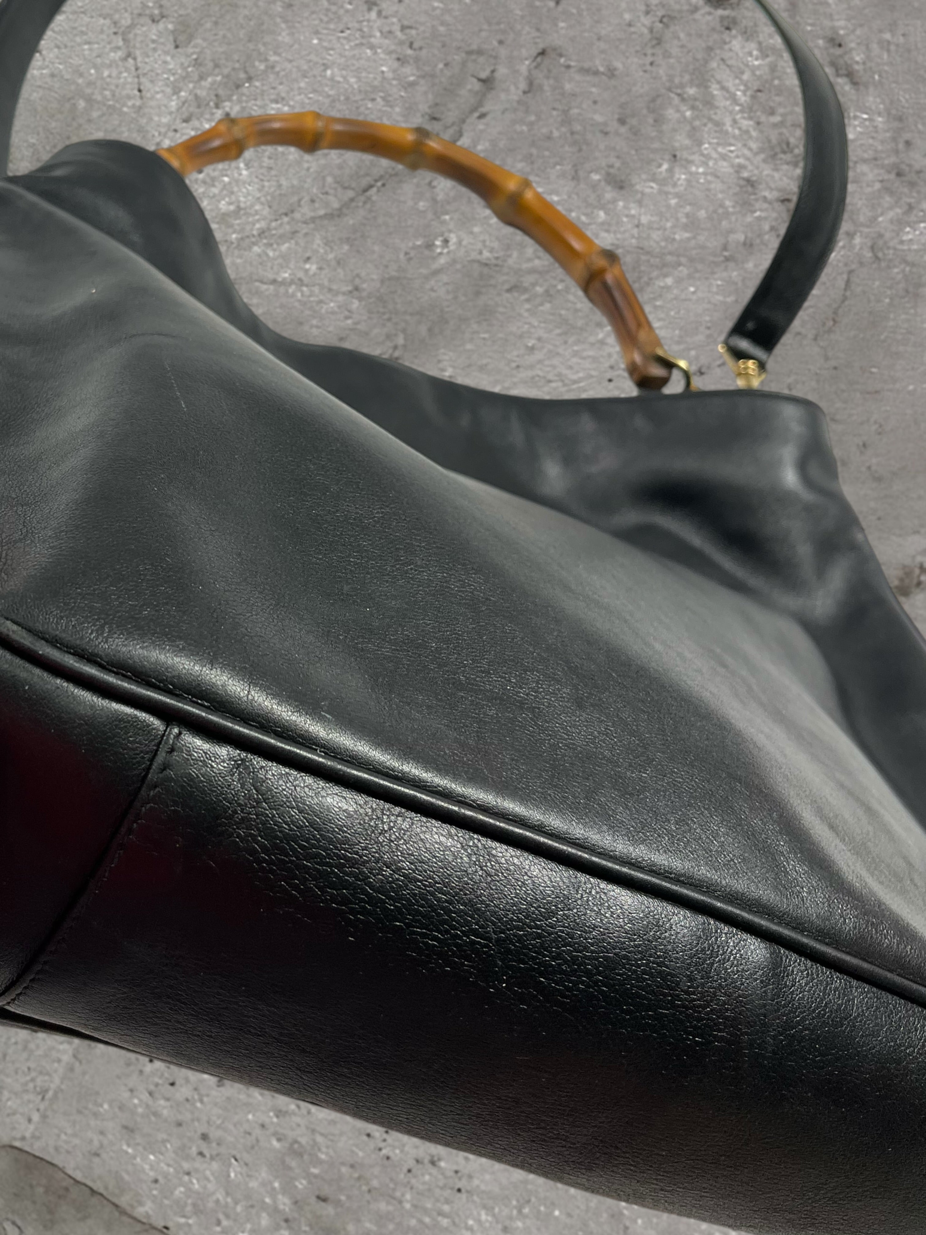 GUCCI LEATHER BAMBOO HOBO BAG