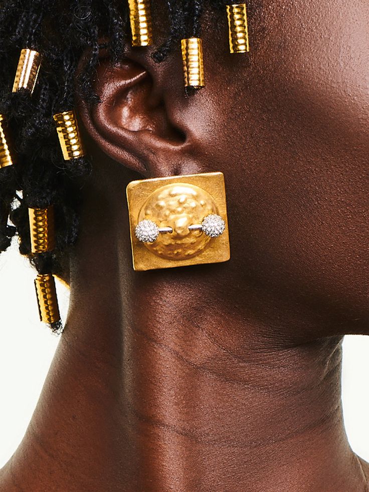 SCHIAPARELLI FW21 EARRINGS