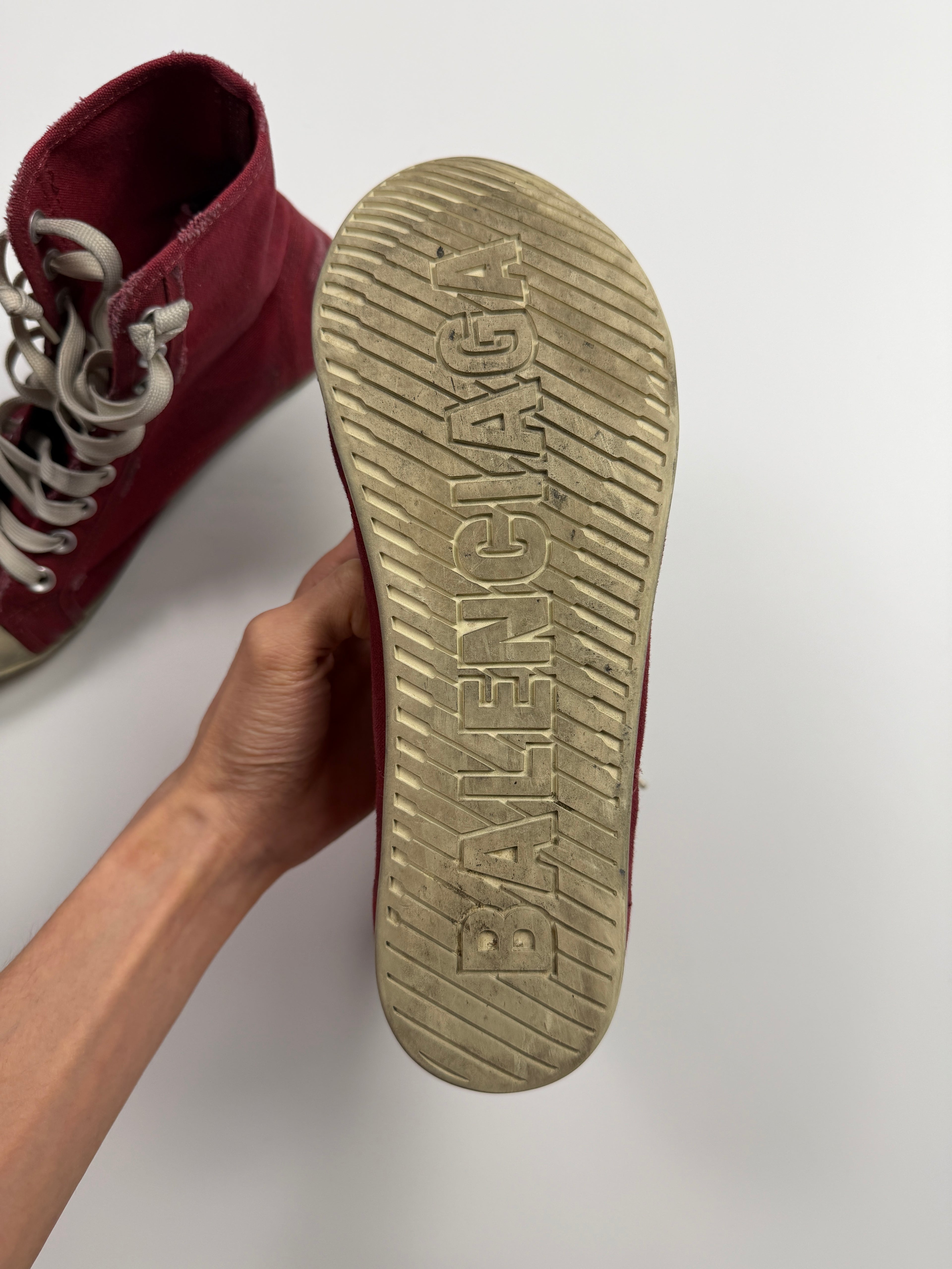 BALENCIAGA FALL 24 ULTRAFLAT PARIS SNEAKERS