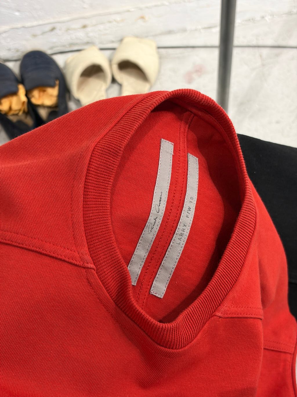 RICK OWENS FW19 CARDINAL RED TARP TEE