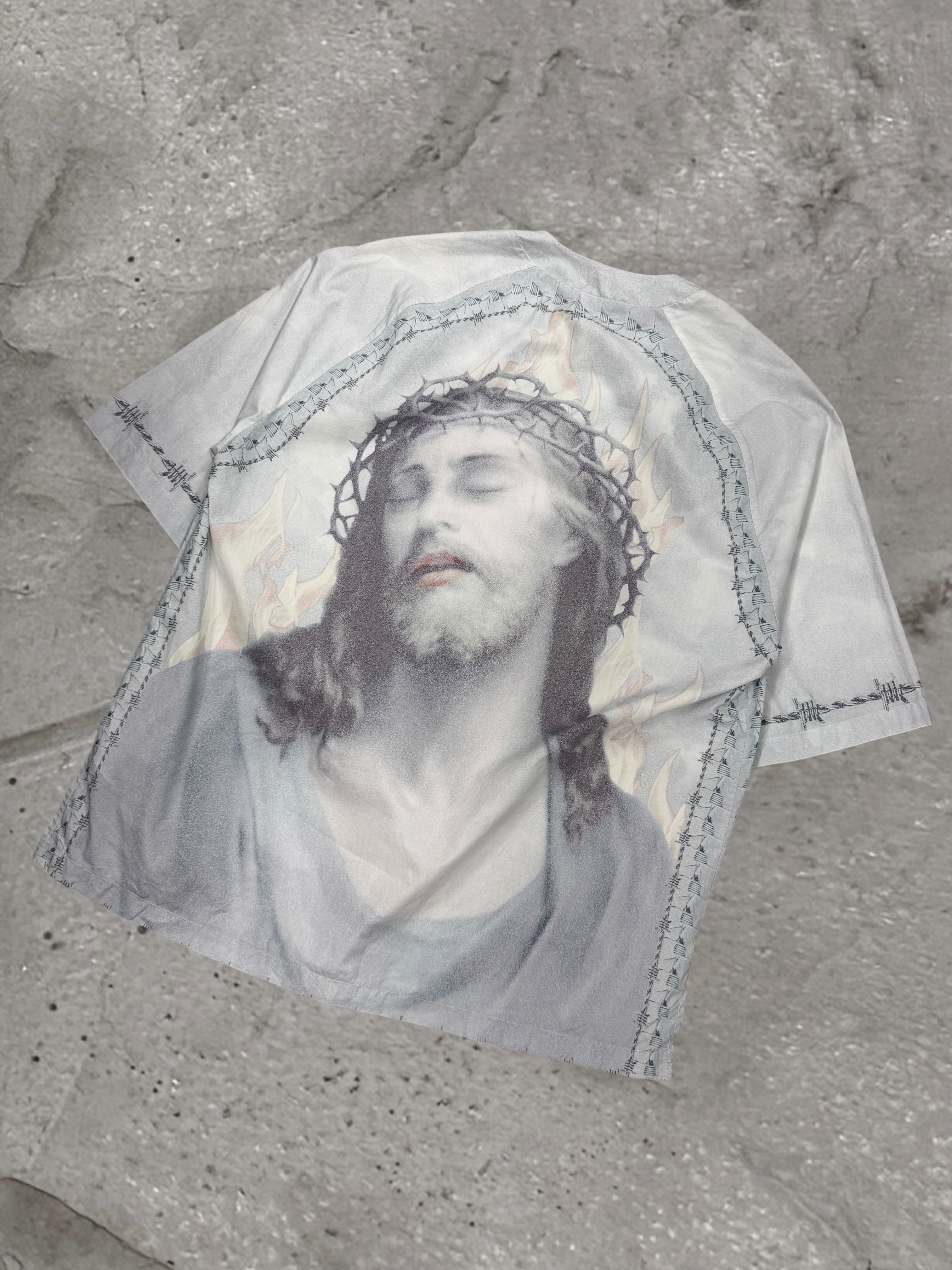GIVENCHY SS16 JESUS CHRIST V NECK TEE
