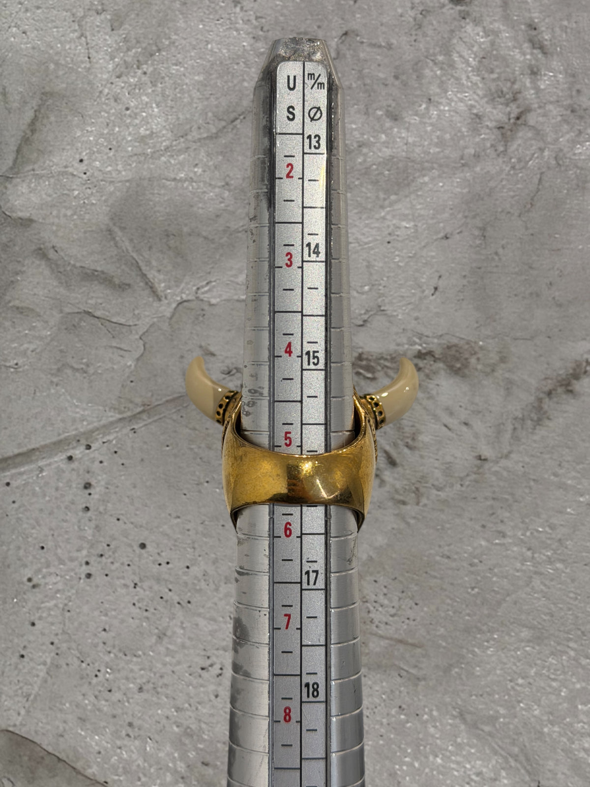ALEXANDER MCQUEEN VIKING SKULL COCKTAIL RING
