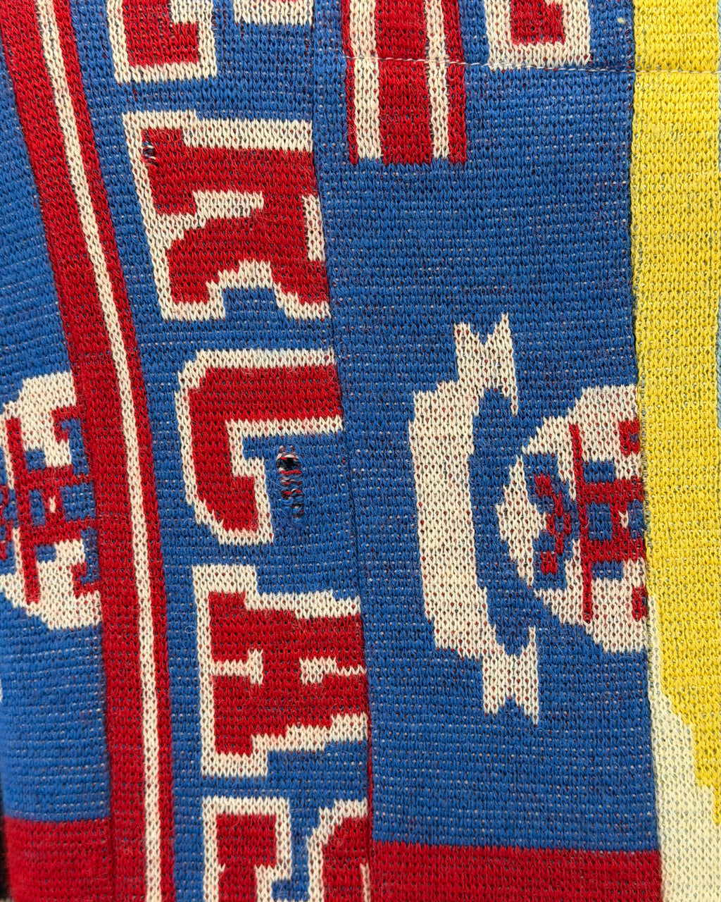 H&M X MAISON MARGIELA FW2012 FOOTBALL SCARF SWEATER