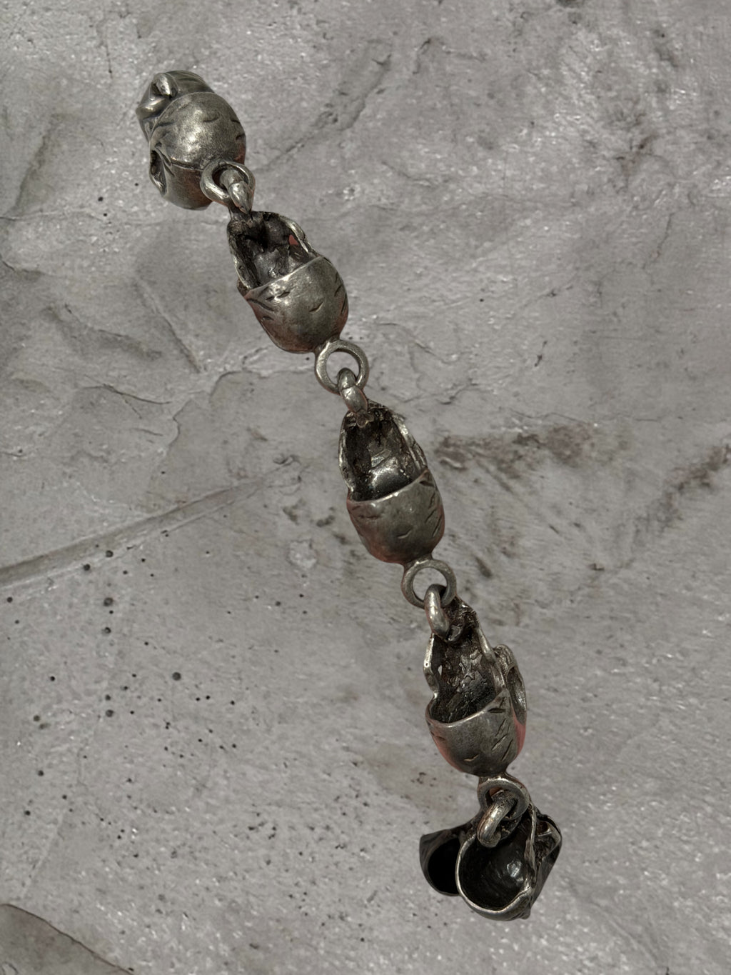 VETEMENTS FW19 METAL SKULL CHAIN