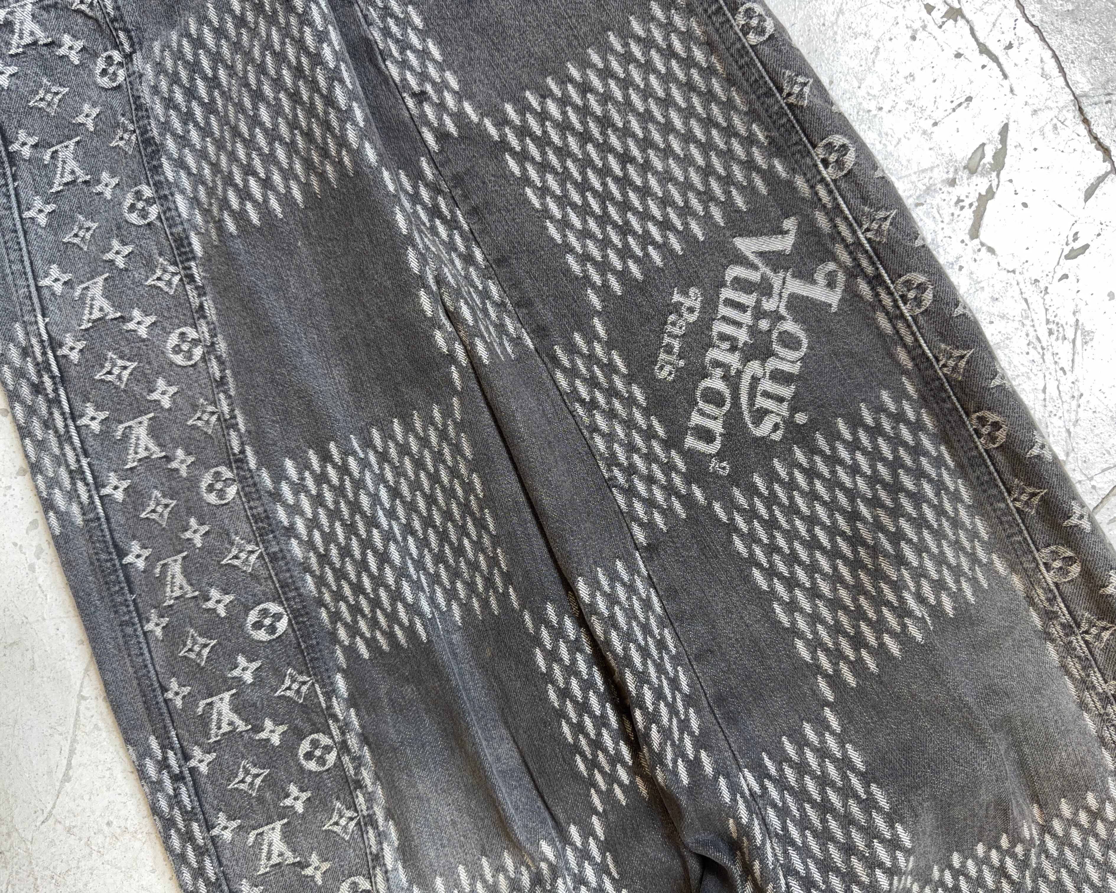 LOUIS VUITTON X NIGO GIANT DAMIER WAVES JEANS