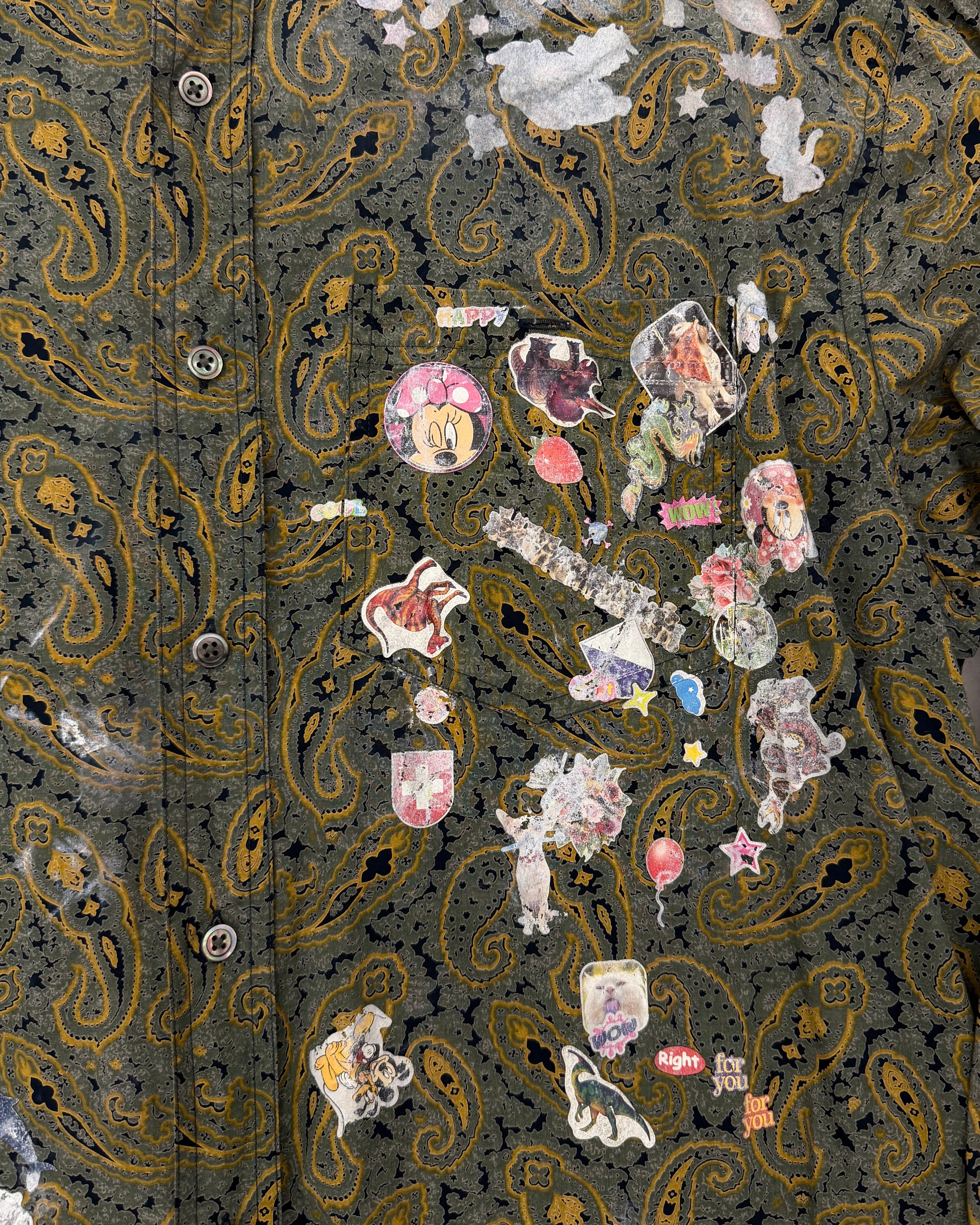 VETEMENTS FW19 ALL-OVER PAISLEY STICKER OVERSIZED SHIRT