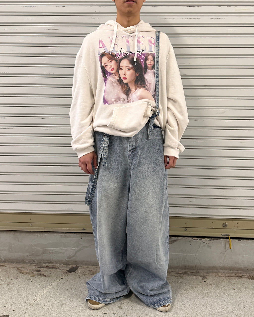NATASHA ZINKO POCKET ON THE BACK JEANS