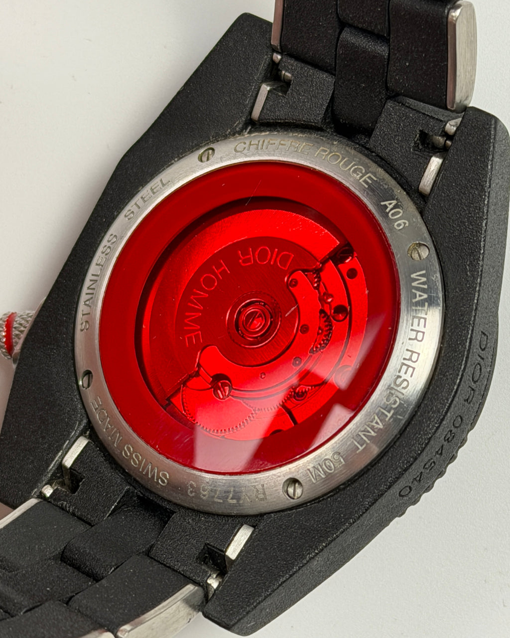 DIOR HOMME CHIFFRE ROUGE A06