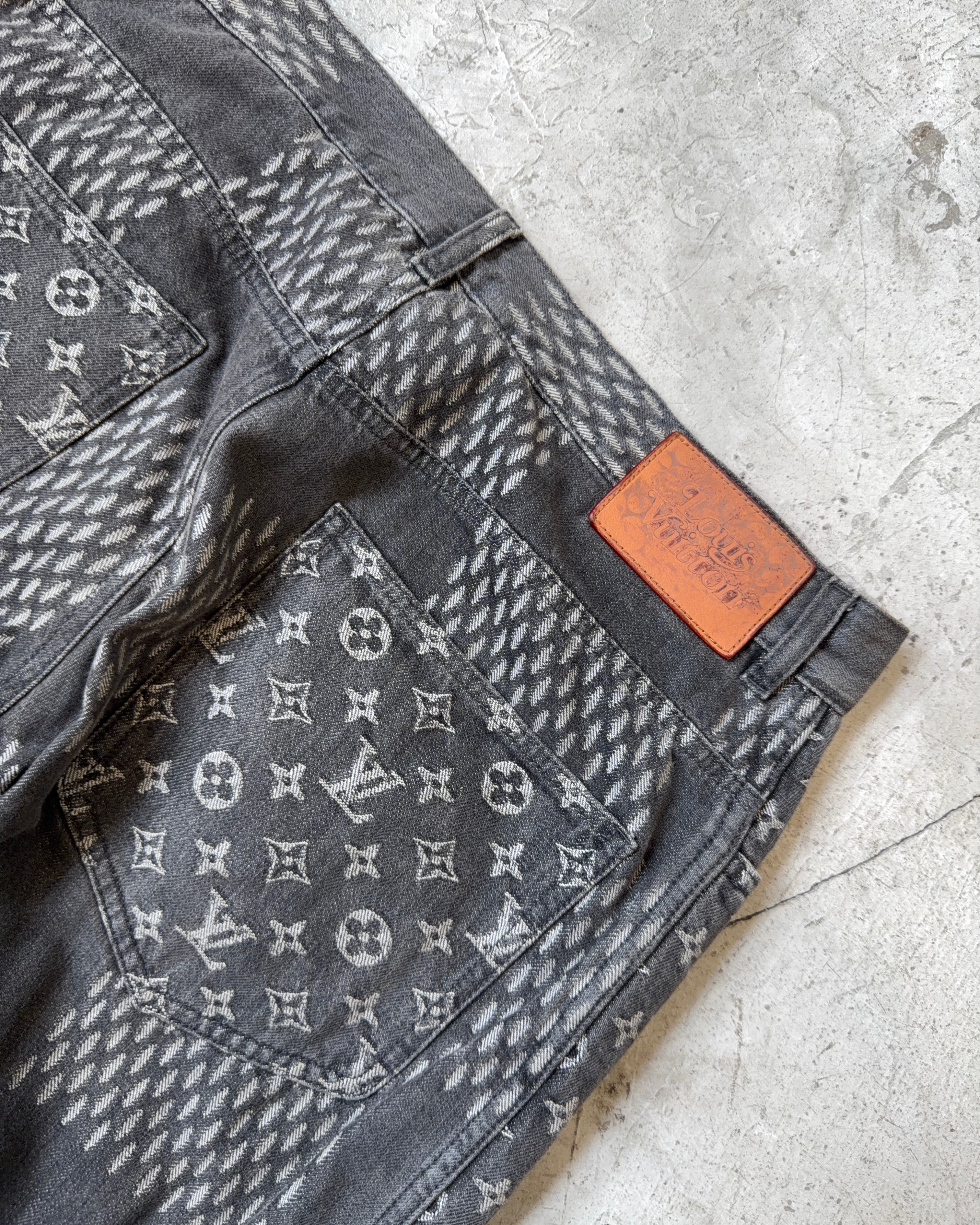 LOUIS VUITTON X NIGO GIANT DAMIER WAVES JEANS