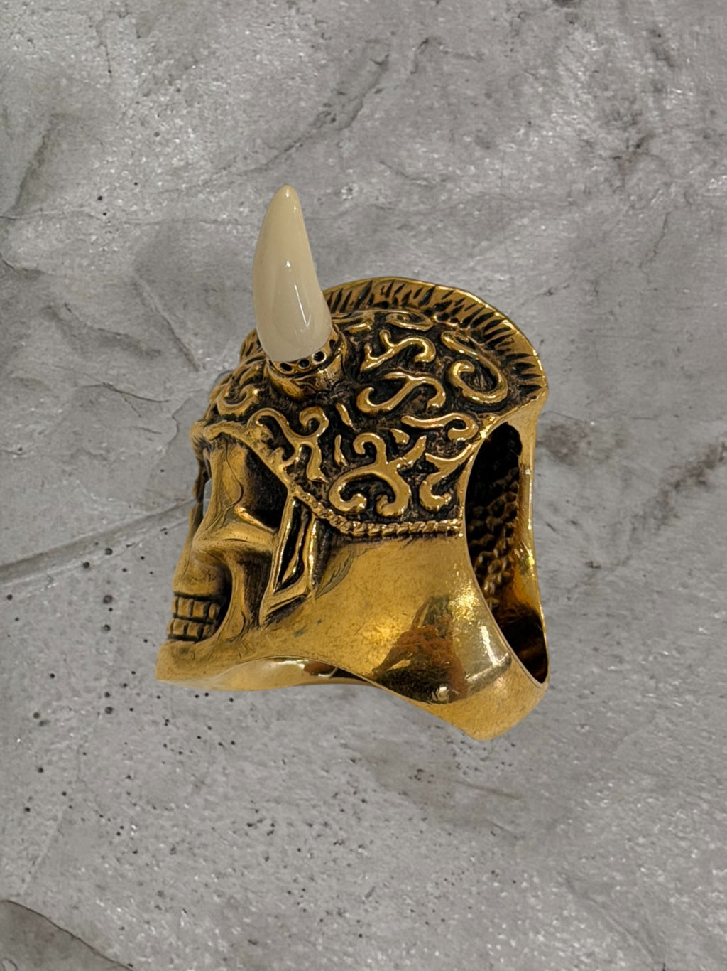 ALEXANDER MCQUEEN VIKING SKULL COCKTAIL RING