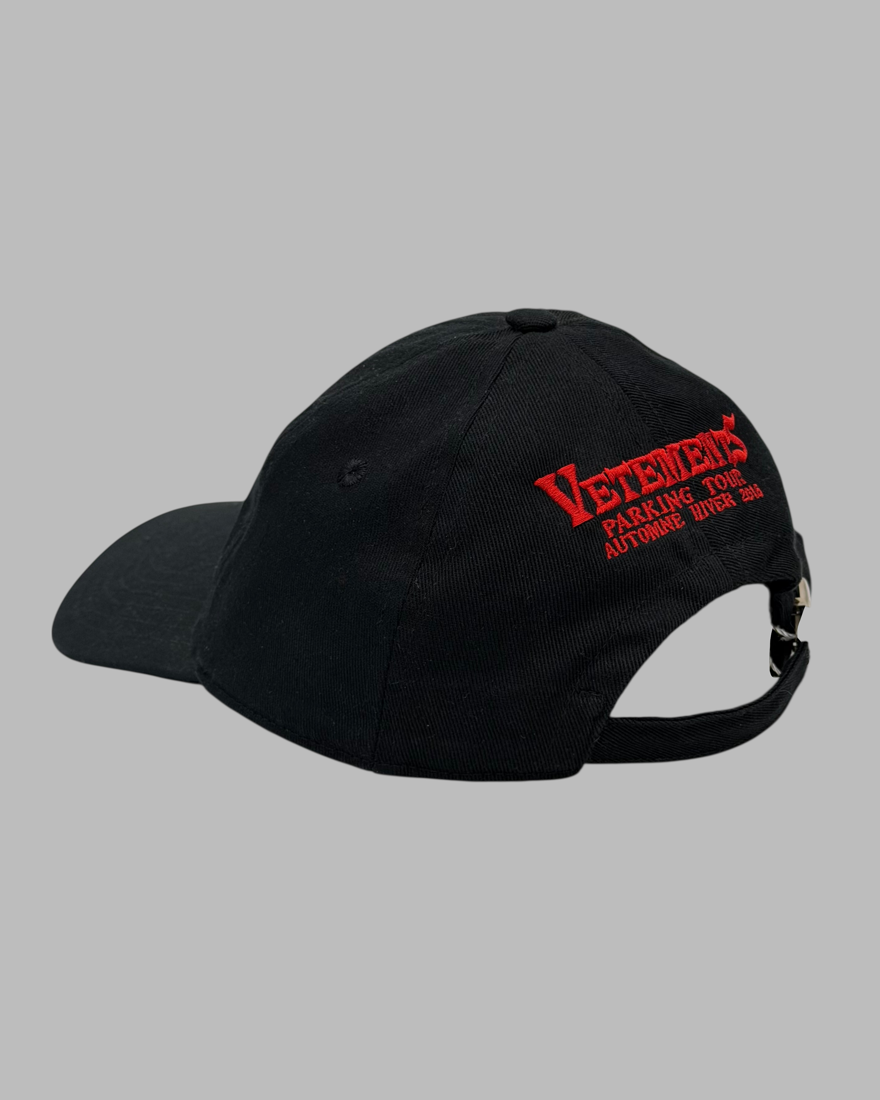 VETEMENTS FW16 PARKING TOUR HAT