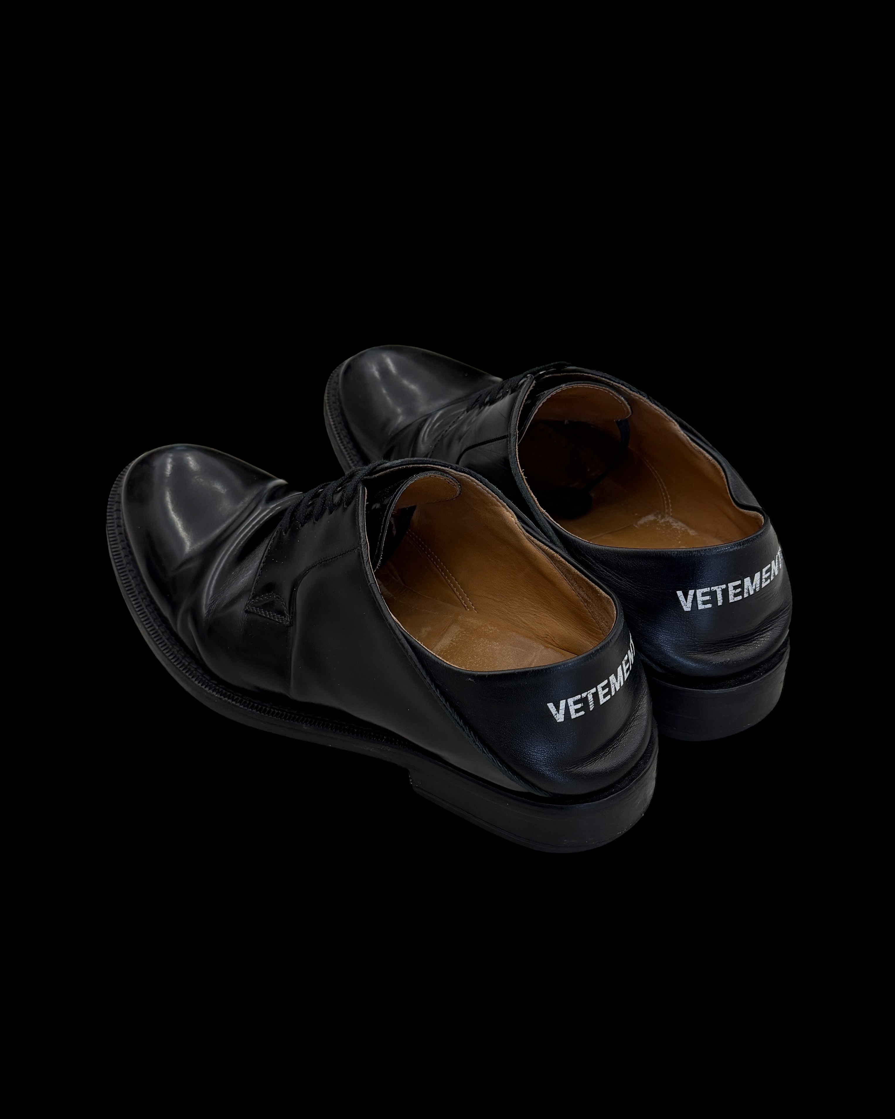 VETEMENTS SS18 COLLAPSIBLE HEEL LOGO DERBY