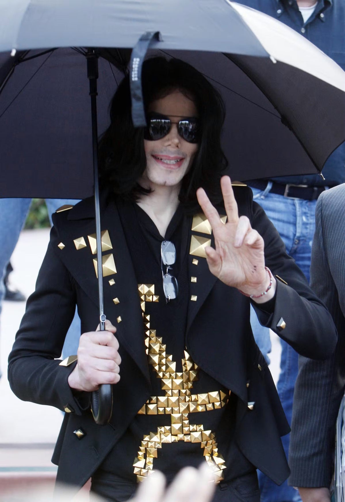 GIVENCHY FW07 GOLD STUDDED BLAZER