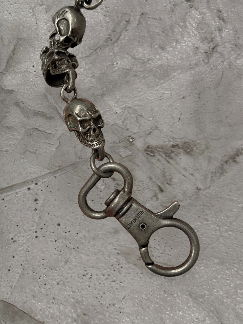VETEMENTS FW19 METAL SKULL CHAIN