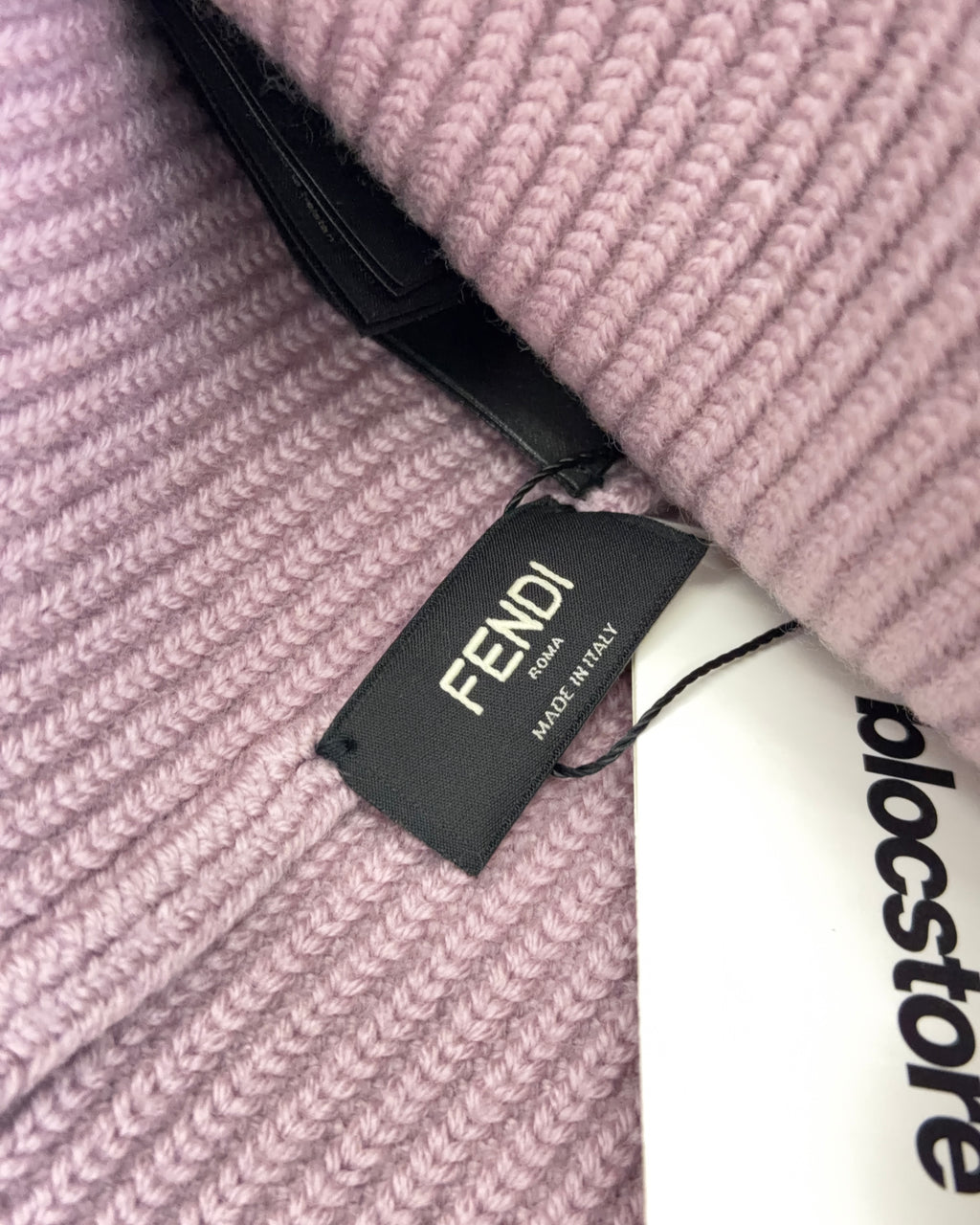 FENDI BAGUETTE KNITTED BEANIE
