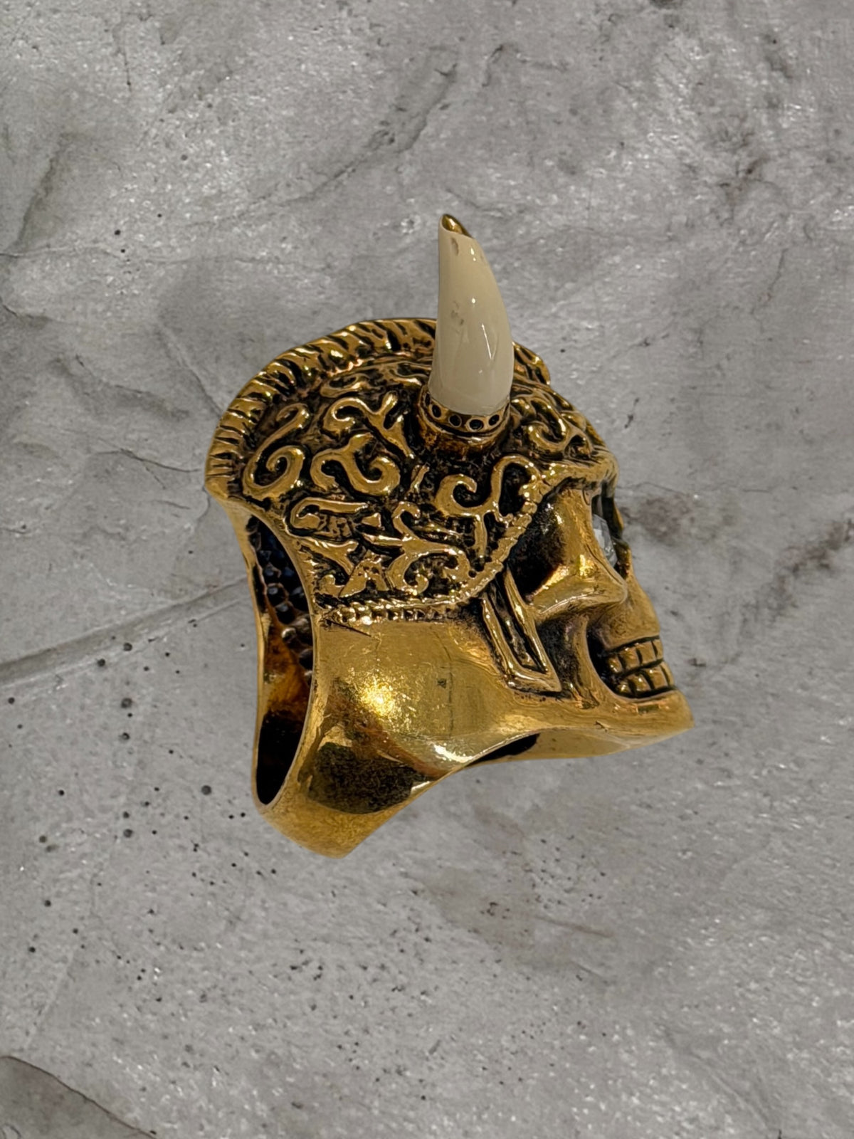ALEXANDER MCQUEEN VIKING SKULL COCKTAIL RING