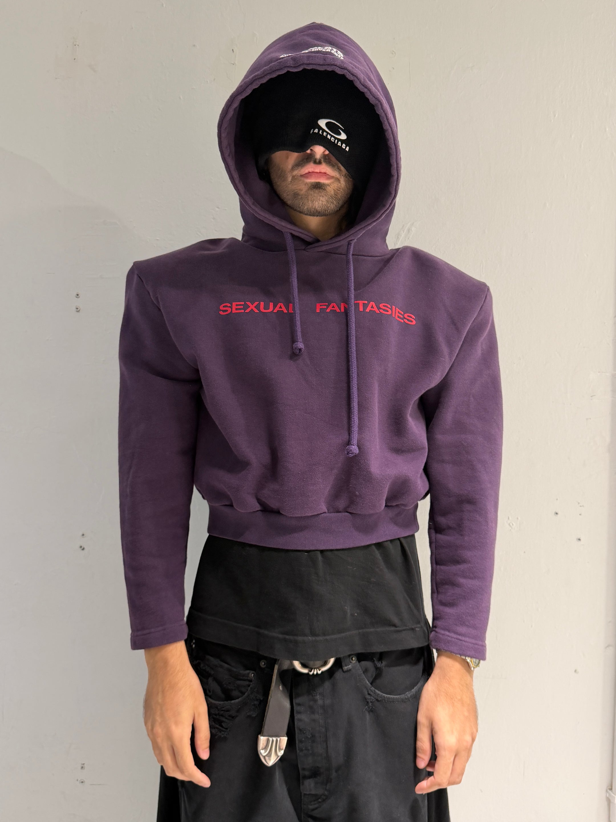 VETEMENTS AW16 SEXUAL FANTASIES CROPPED FOOTBALL SHOULDER HOODIE