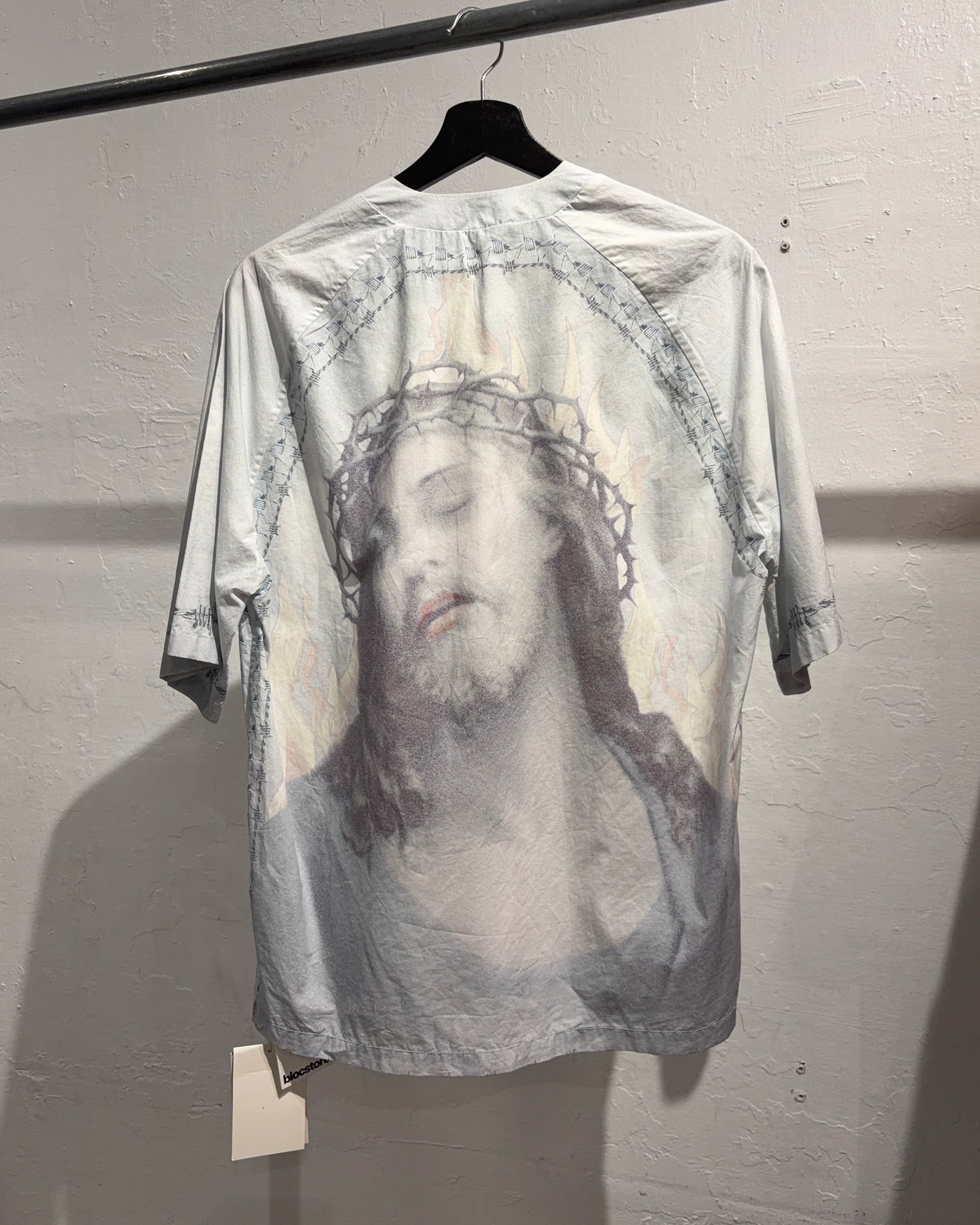 GIVENCHY SS16 JESUS CHRIST V-NECK TEE