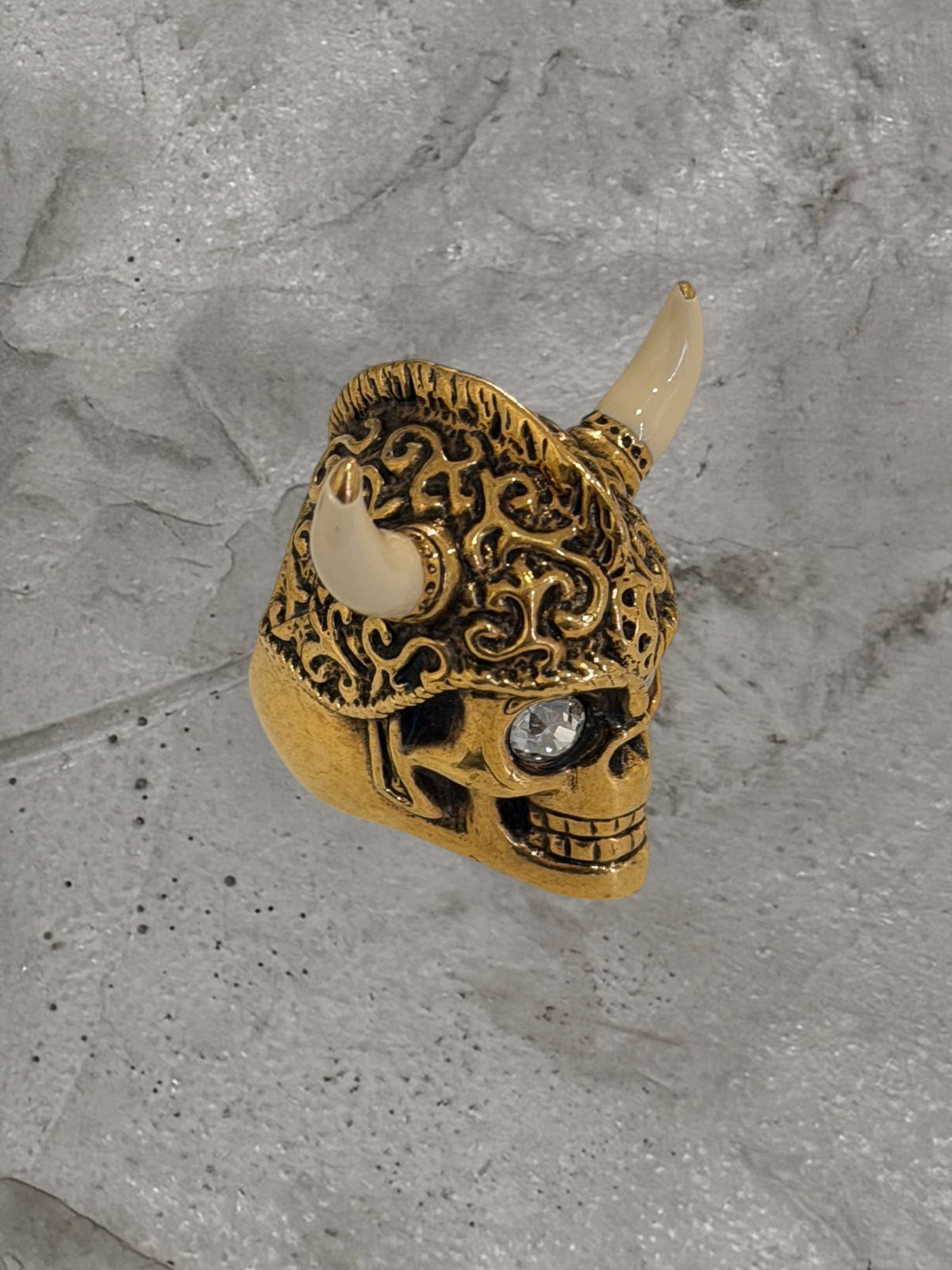 ALEXANDER MCQUEEN VIKING SKULL COCKTAIL RING