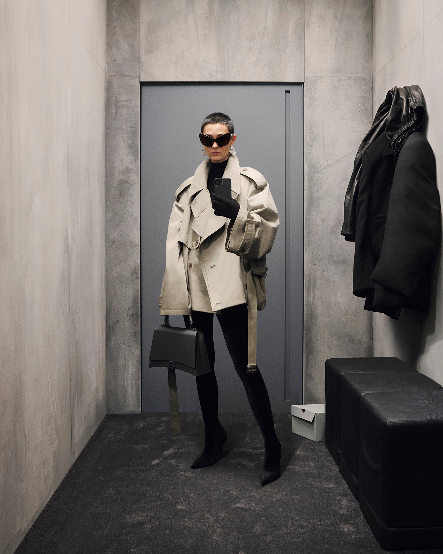 BALENCIAGA FALL 2023 OVERSIZED FOLDED TRENCH COAT