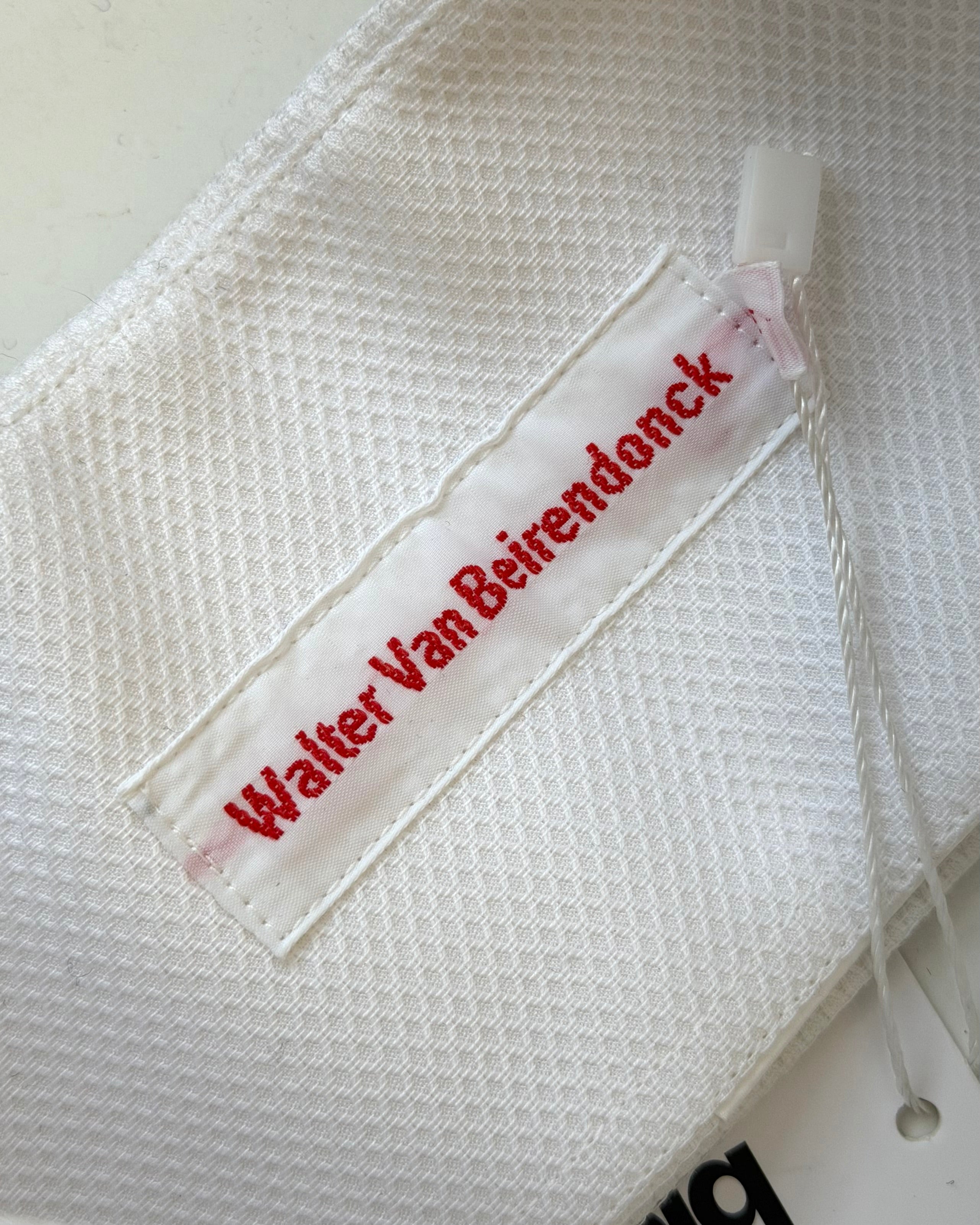 WALTER VAN BEIRENDONCK SS18 CORSET COLLAR